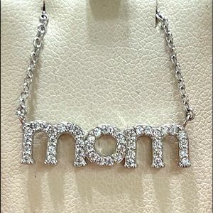 Mom chain